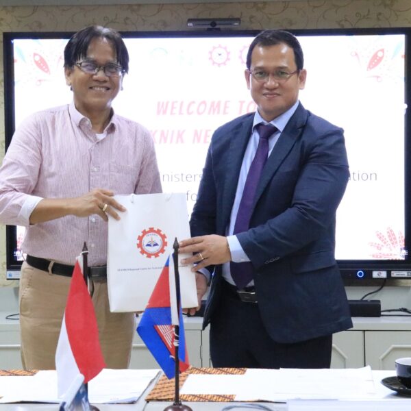 SEAMEO TED signing MoU with POLITEKNIK NEGERI JAKARTA 25 May 2022
