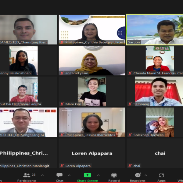 (Meeting Participants as Teachers, Principals and Coordinators)